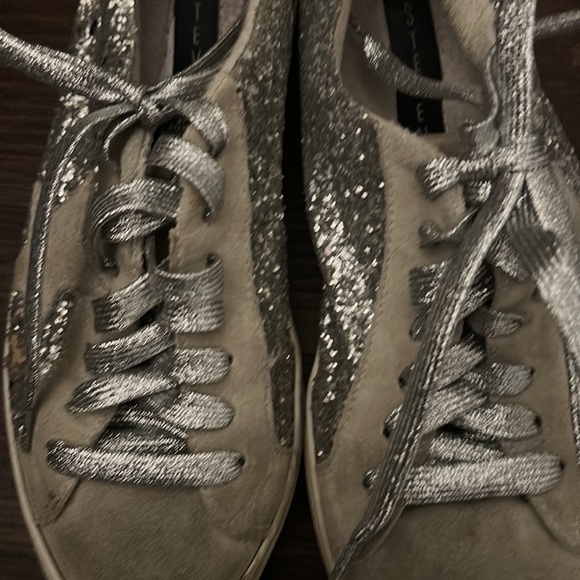 Steve Madden Silver & White Glitter All Star Sneakers - Size 9 - Picture 4 of 6